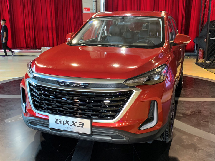 北汽智达x3预售5.99-9.99万元 配智能ai系统 换用全新logo